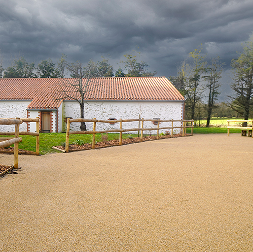 L'entrée de la Grange